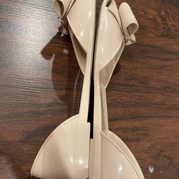 Salvatore Ferragamo Beige Sandals - Picture 8 of 8